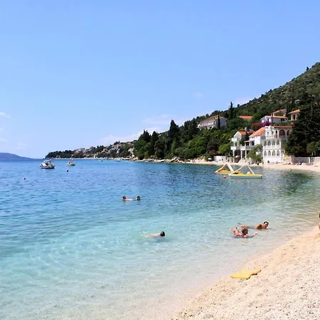 Gradac 13681c Apartment *